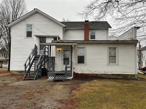 23 12 N Main St 23 12 Ashland Oh 44805 Zillow