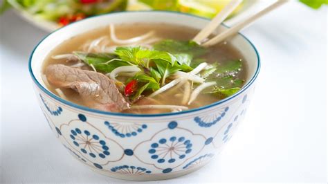 6 quarts cold water · assembly. Homemade Vietnamese Beef Noodle Pho Soup - Beef Pho Recipe ...