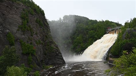 Illumination Des Chutes à Rivière Du Loup Ça Va être Magnifique