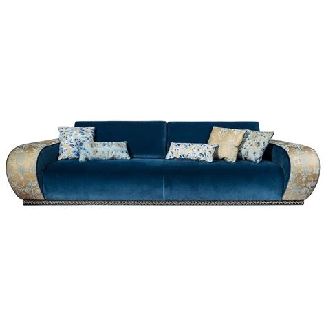 Sofa Round Capitonné Blue Velvet Fabric Made In Italy For Sale At