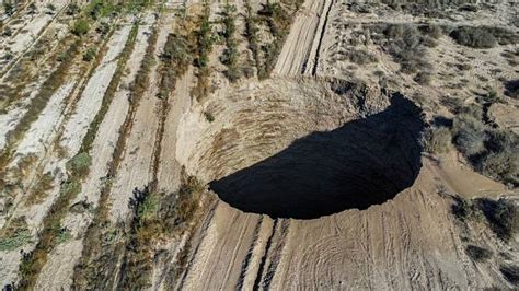 Like Entering Hell A Mysterious Giant Hole Has Appeared In Chile And