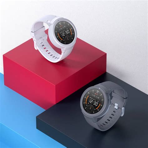 The amazfit verge lite features exactly the same screen type, size and resolution as the original. Xiaomi Amazfit Verge Lite