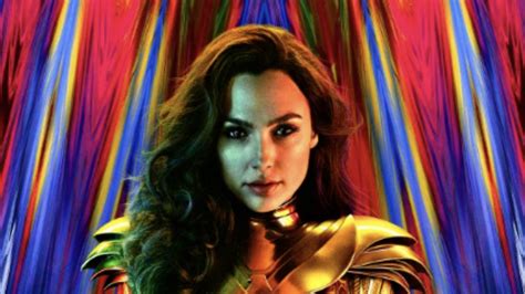 First Look At Gal Gadots New Costume In Wonder Woman 2 9celebrity
