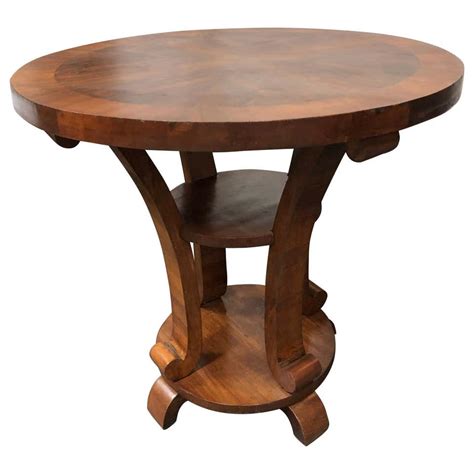 Antique Round Entryway Table At 1stdibs Antique Round Entry Table