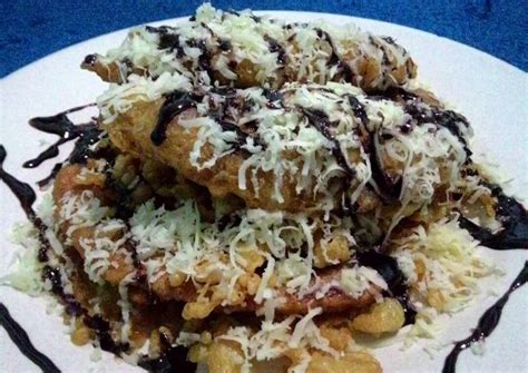 Cara membuat pisang coklat yang renyah dan lezat. Resep Pisang Goreng Toping Coklat / Resep Pisang Goreng ...