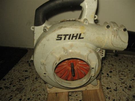 The stihl how to series gives you tips and general advice on how to operate and maintain your stihl power tools. hand crank blower - PaleoPlanet