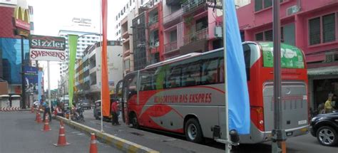 Mereka juga menyediakan layanan sewa (_carter_). タイ・マレーシア国際バス ハートヤイからクアラルンプールへ
