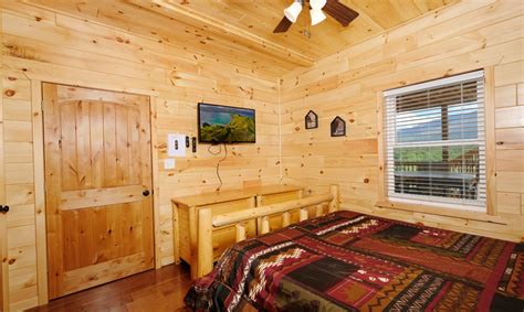 Find a gatlinburg cabin to get the best space, amenities and location for the best price. Beartastic Mountain View Lodge - Gatlinburg Cabins ...
