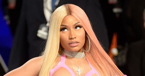 Nicki Minaj Gets Stuck Into Threesome As She Simulates Oral Sex On