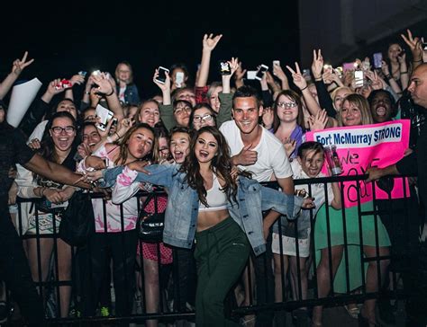 Dikkatli Ol Olacak Sormak Selena Gomez Fan Düşünülmüş Gizemli Muafiyet