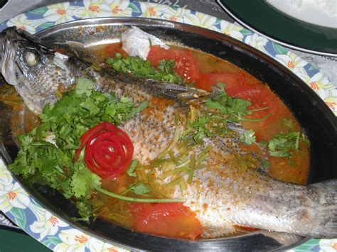 It is one of the national languages of guinea and spoken mainly in the coastal region of the country. Sesedap Rasa: Ikan Siakap Kukus
