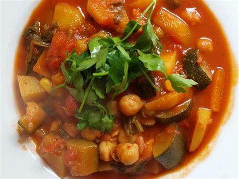 Veganer Kichererbsen-Gemüse- Eintopf Kochen Gut