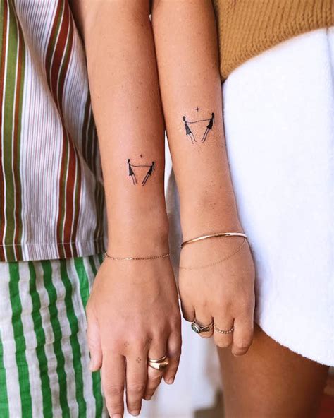 69 Meaningful Sister Tattoos To Honor Your Bond