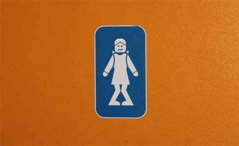 wc and restroom signs part 1 — smashing magazine