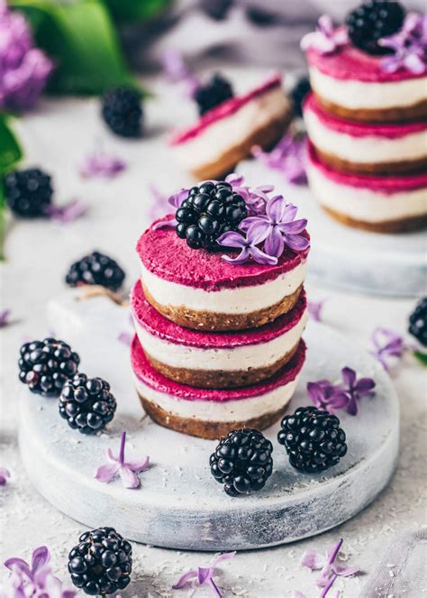 Mini Käsekuchen mit Brombeeren Vegan ohne Backen