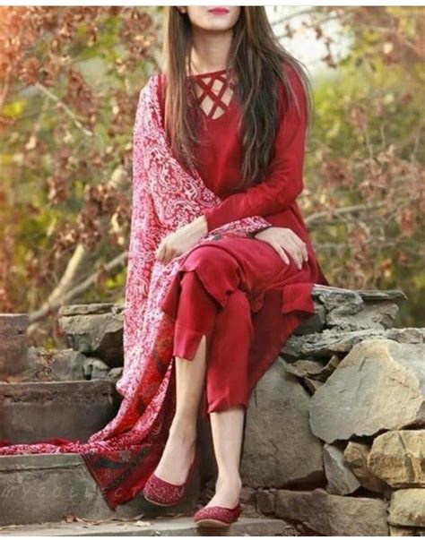 Pin By ♡sana Quəən♡ On 《girly♡ Dpzzzzzz》 Pakistani Dresses Casual