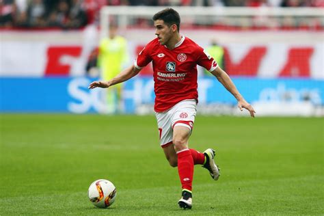 Miguel de la fuente (cd leganés) remate con la derecha desde el centro del área. Mercato Las Palmas : un milieu espagnol a été recruté ...