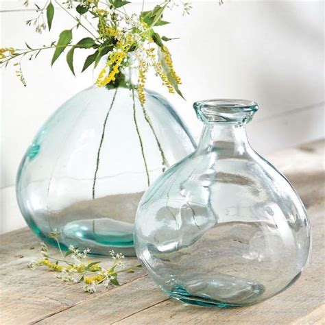 51 Glass Vases To Fill Your Home With Flowers And Delight Glass Vase Decor Recycled Glass