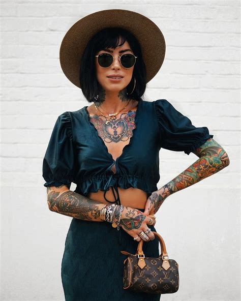 Tattooed Model And Fashion Blogger Sammi Jefcoate Artofit