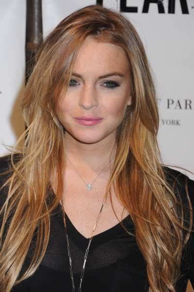 The fakest fake celebrity accents of all time. Charming Pretty Girl: Lindsay Lohan Blonde Hair