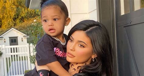 Kylie Jenner Admits Shes Want 4 Kids But Its Not Happening Anytime