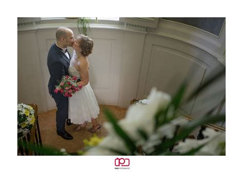 Salon de fiesta para 15 anos ,bodas,aniversarios, bautizos, en especial donde usted puede traer su tequila/cervezas, su musica , su pastel, su fotografo, su limosine, aqui le rentamos el puro salon ,para todo el mes de ((((( septiembre , octubre y novienbre ))))) para 200 personas por solo $3999.00 que incl 012-fotografo valencia-fotografo boda valencia-reportaje ...