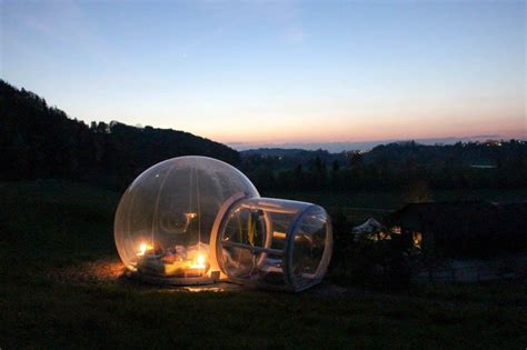 Was aber tun, wenn sie nachts von ihrem weinenden kind wegen der beinschmerzen geweckt werden? Schlafen unter Sternen: Eine Nacht im Bubble Hotel ...