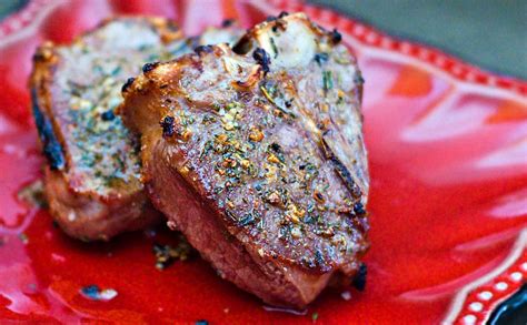 Lamb Chops With Garlic Rosemary Sauce The Comfort Of Cooking