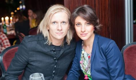 Актриса была уверена, что его предыдущая супруга и мать их общих четверых детей не ухаживала за. Анастасия Макеева - биография, фото, личная жизнь, муж и ...
