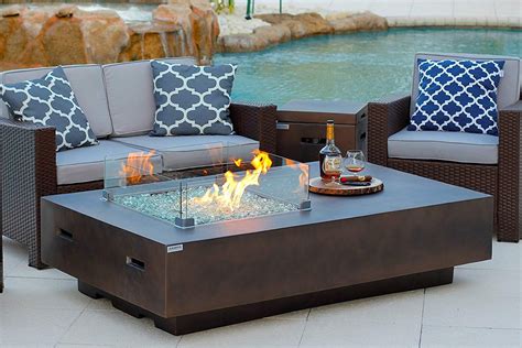 10 Best Outdoor Fire Pit Ideas To Diy Or Buy Deck Fire Pit Table