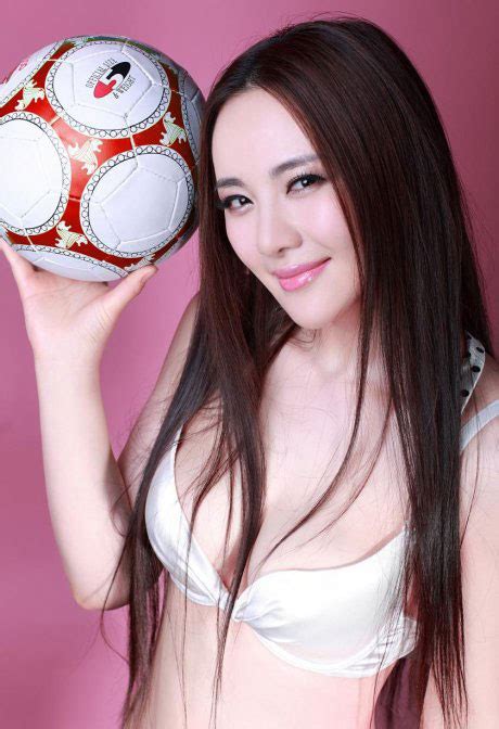 Cinema Wallpapers Meng Qian Hot Soccer Model From China