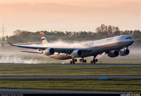 A6 Ehk Etihad Airways Airbus A340 600 At Munich Photo Id 555701