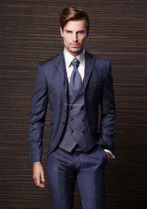 Vestito armani jeans 60% lana vergine 40% acrilico colore abiti da cerimonia uomo armani blu. Vestiti da Sposo - 2018 - Matrimonio.com