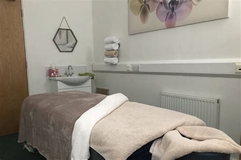 Helen Castle Massage Therapist Massage And Therapy Centre In Beighton