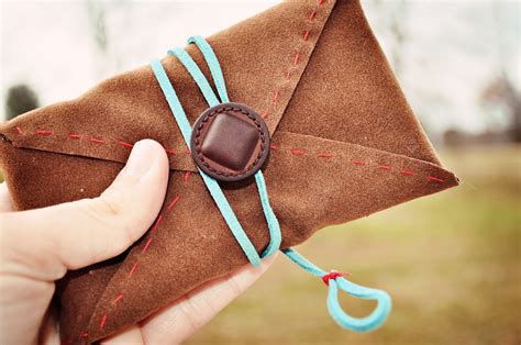 This is an amazing technique that yields beautiful leather items and is so simple that even someone who has. DIY faux leather phone case | How To Do Easy