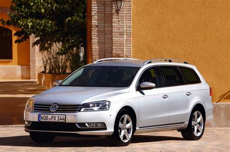 Vw passat 2013 is the vw passat turns the official figures in mpg? Fiche technique Volkswagen Passat SW 2.0 TDI 140 2013