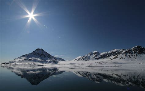 Midnight Sun In July At Isfjord Svalbard With Images Most
