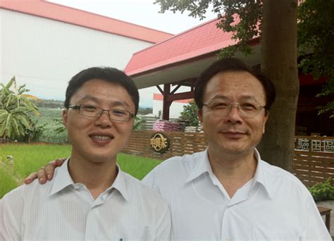 Make a logo with our fast logo creator. 聯米走出管理新思維，透過資訊系統提升經營績效|鼎新電腦