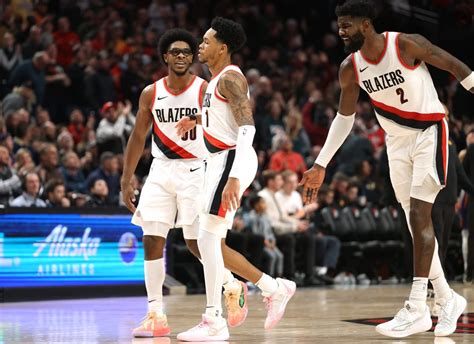 trail blazers look to ride momentum face struggling wizards