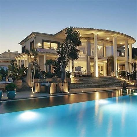 257 Best Rich Houses With High End Landscaping Images On Pinterest