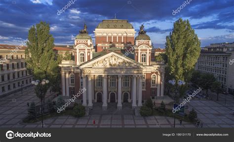 Vista Aérea Del Teatro Ivan Vazov Nationa Sofía Bulgaria — Foto De