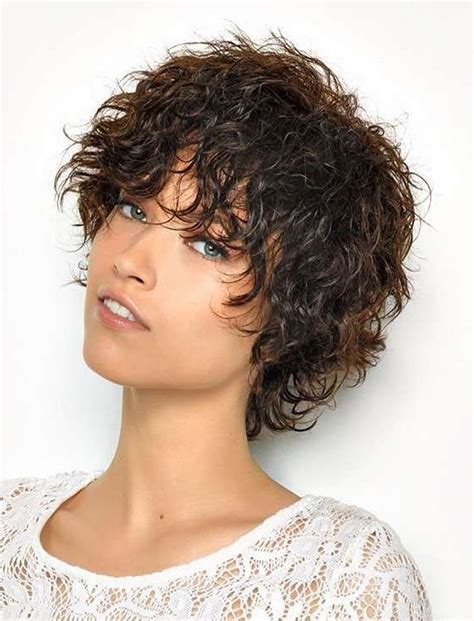 short hairstyles 2020 wavy hair wavy haircut