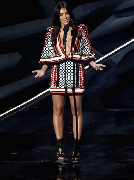 kim kardashian looked gorgeous as she presented an award mtv vmas 2014 the capital xtra