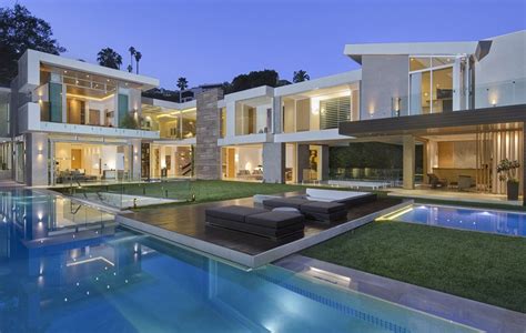 229 Million Newly Built Modern Mansion In Los Angeles Ca Homes Of