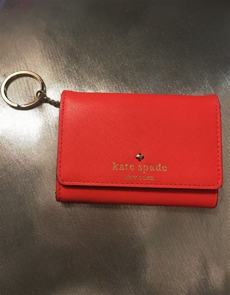 Kate Spade Darla Wallet With Key Fob On Mercari Kate Spade Wallet Wallet Kate Spade