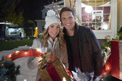 Here Are All The Hallmark Christmas Movies On Tv This Holiday Season