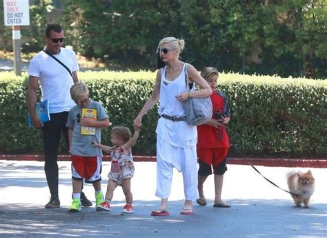 Gwen stefani is an american singer, songwriter, fashion model, and actress. Kingston Rossdale Photos Photos: Gwen Stefani and Her Kids ...