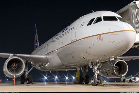 Airbus A320 232 United Airlines Aviation Photo 5128579