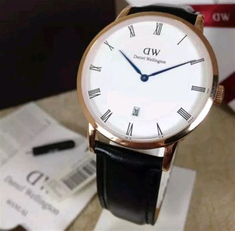 Jam tangan mewah merk daniel wellington yang original memang memiliki harga yang mahal. Jam Tangan Daniel Wellington DW DAPPER ORIGINAL di Lapak ...