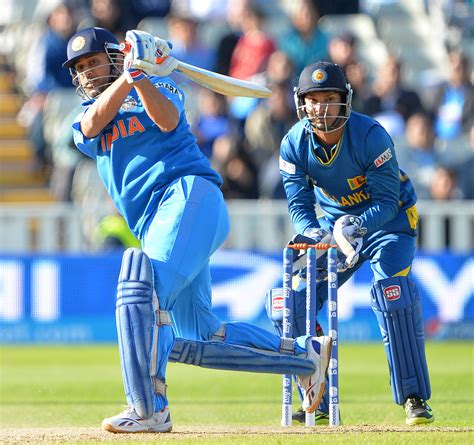 Mahendra Singh Dhoni Playing Cricket